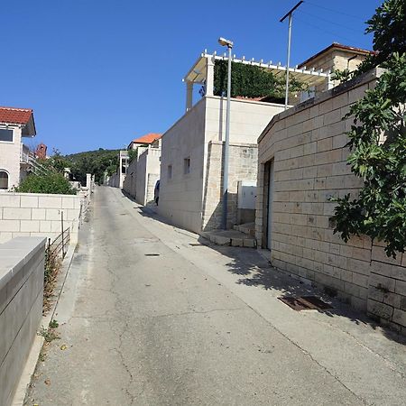 Apartment Making Memories Pucisca Exterior photo